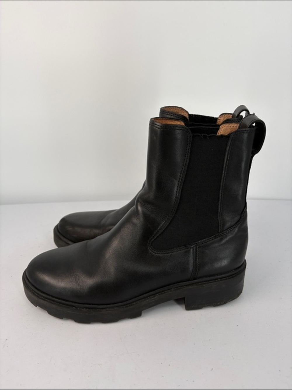 🐆 Madewell Black Leather Chelsea Ankle Boots